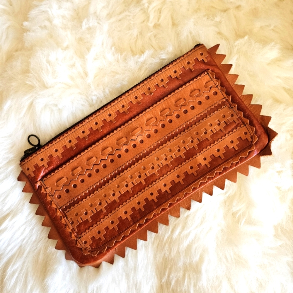 Vtg Jamin Puech Tooled Tan Leather Zipper Bag